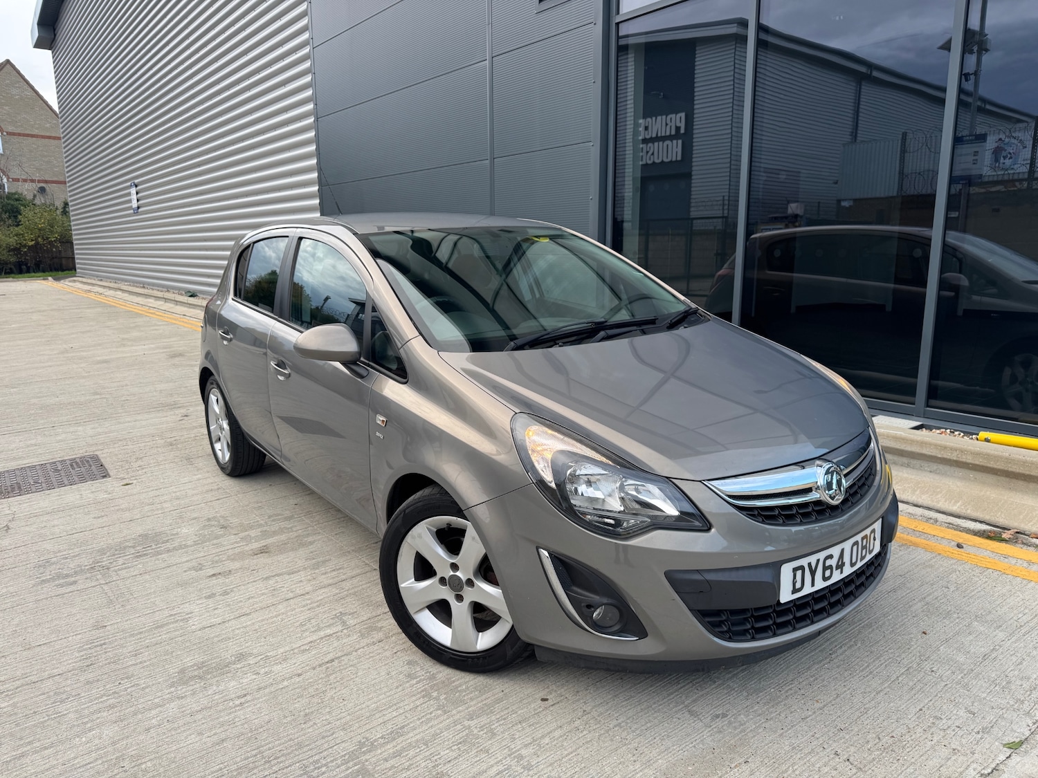 Used Vauxhall Corsa 2014 for sale - 76375399: Photo 1