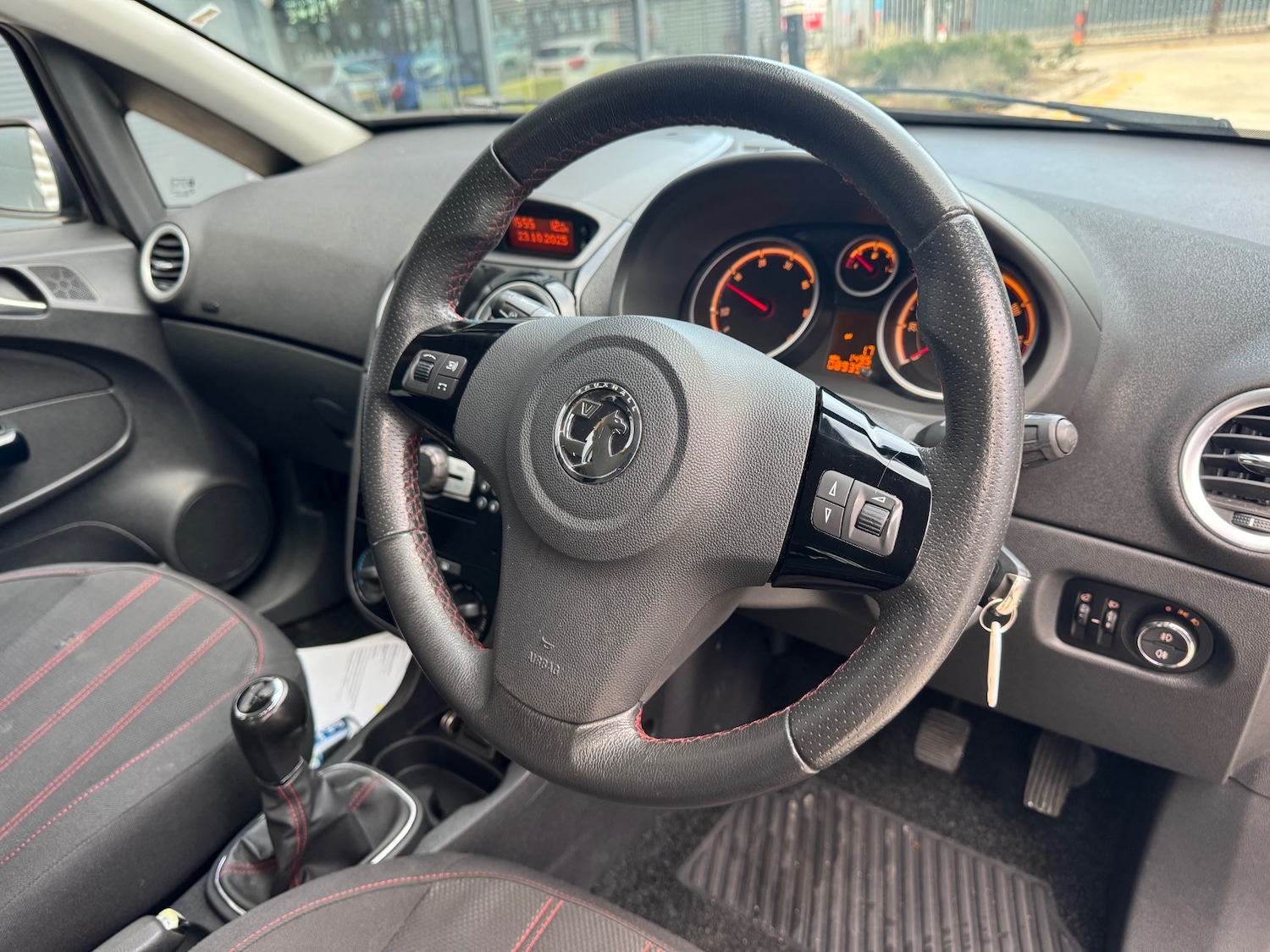 Used Vauxhall Corsa 2014 for sale - 76375399: Photo 6