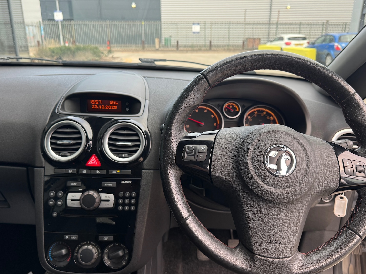 Used Vauxhall Corsa 2014 for sale - 76375399: Photo 7