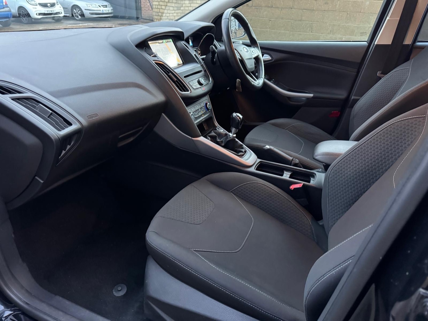 Used Ford Focus 2015 for sale - 77366880: Photo 11