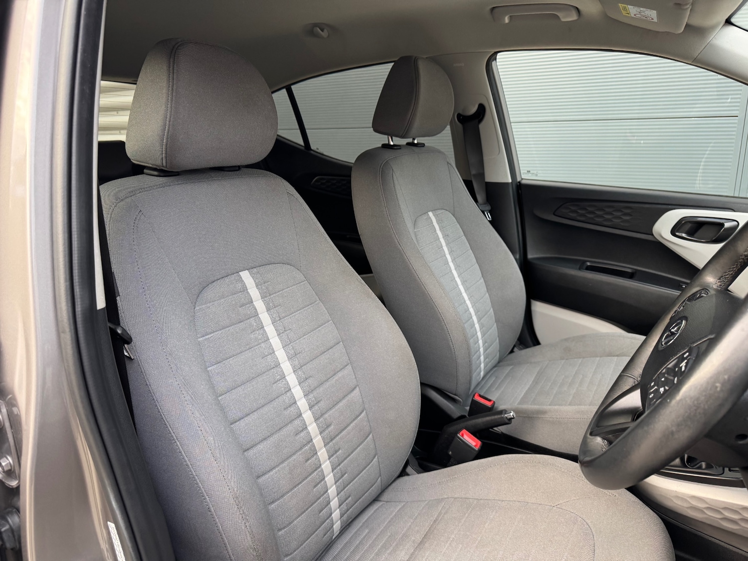 Used Hyundai i10 2020 for sale - 76510503: Photo 16