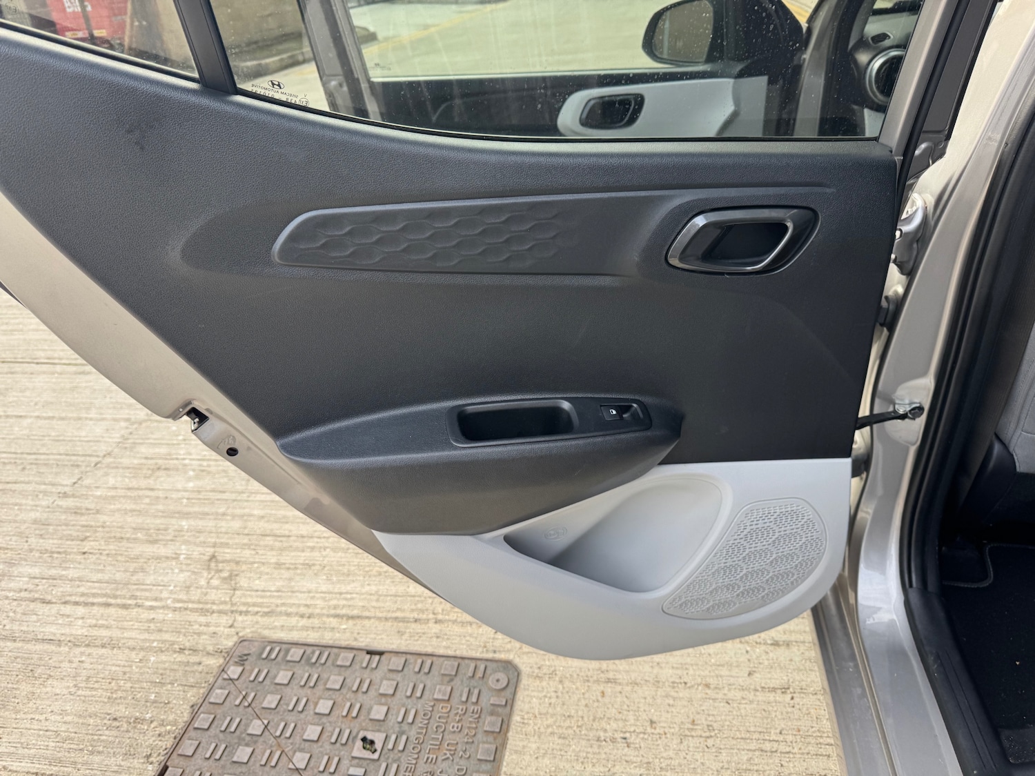 Used Hyundai i10 2020 for sale - 76510503: Photo 25