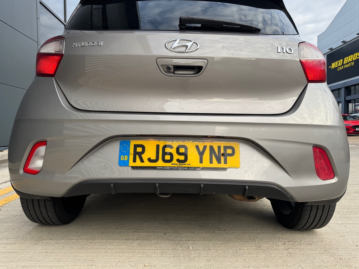 Used Hyundai i10 2020 for sale - 76510503: Photo 46