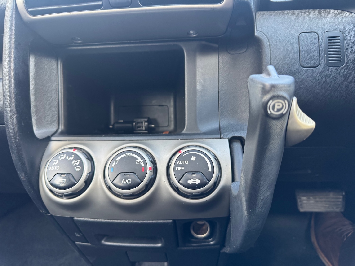 Used Honda CR-V 2002 for sale - 77242020: Photo 12