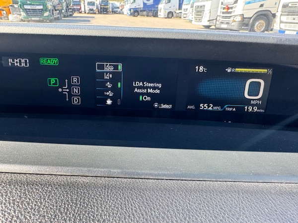Used Toyota Prius 2018 for sale - 75235248: Photo 20