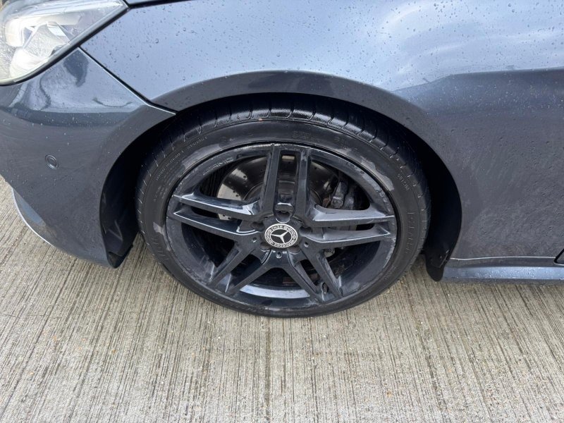 Used Mercedes-Benz E Class 2014 for sale - 77604928: Photo 38