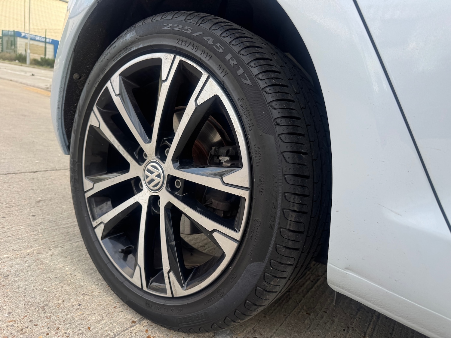 Used Volkswagen Golf 2018 for sale - 76174574: Photo 18