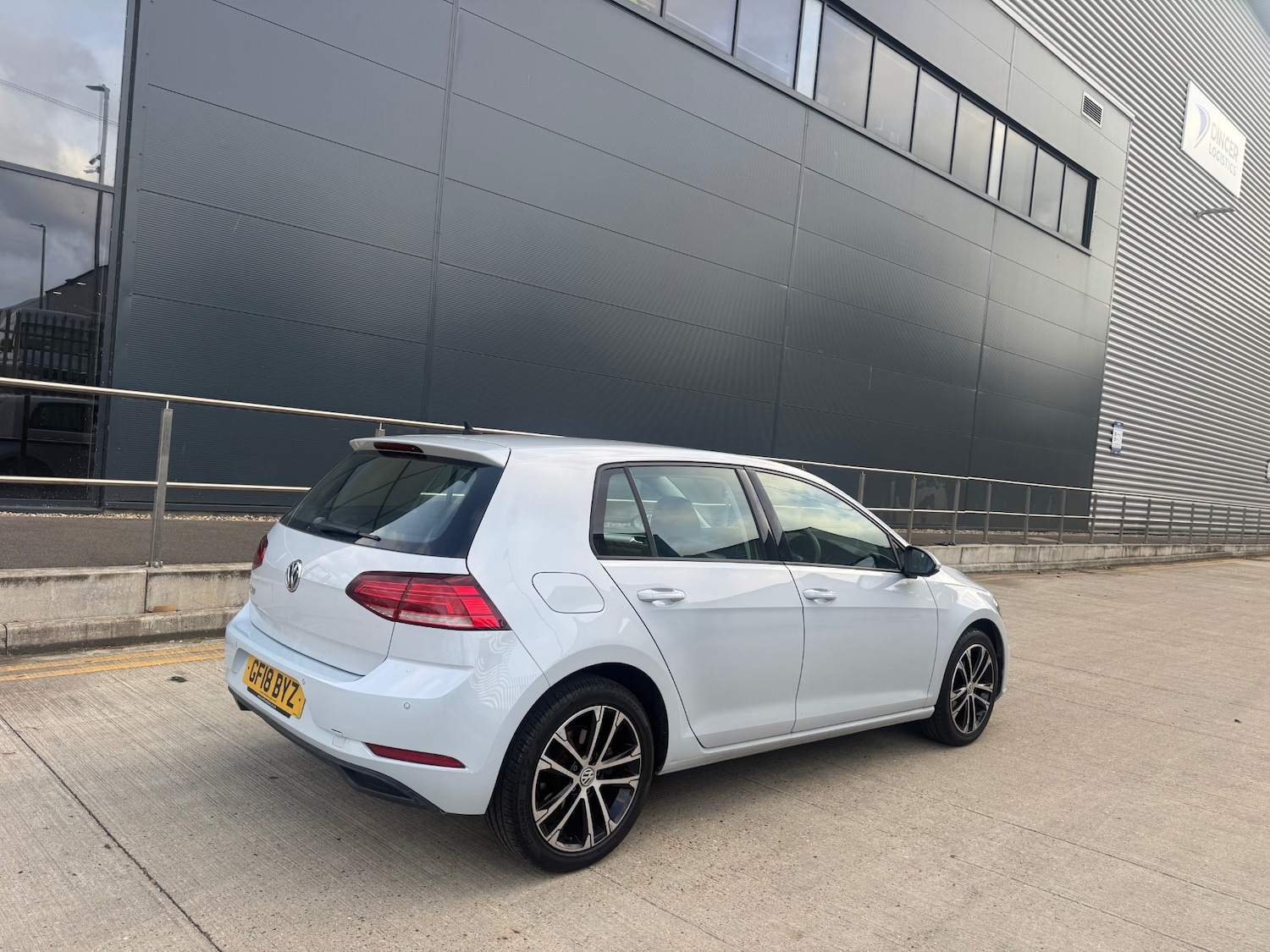 Used Volkswagen Golf 2018 for sale - 76174574: Photo 22