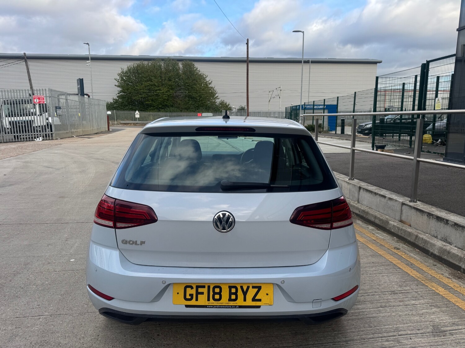 Used Volkswagen Golf 2018 for sale - 76174574: Photo 28