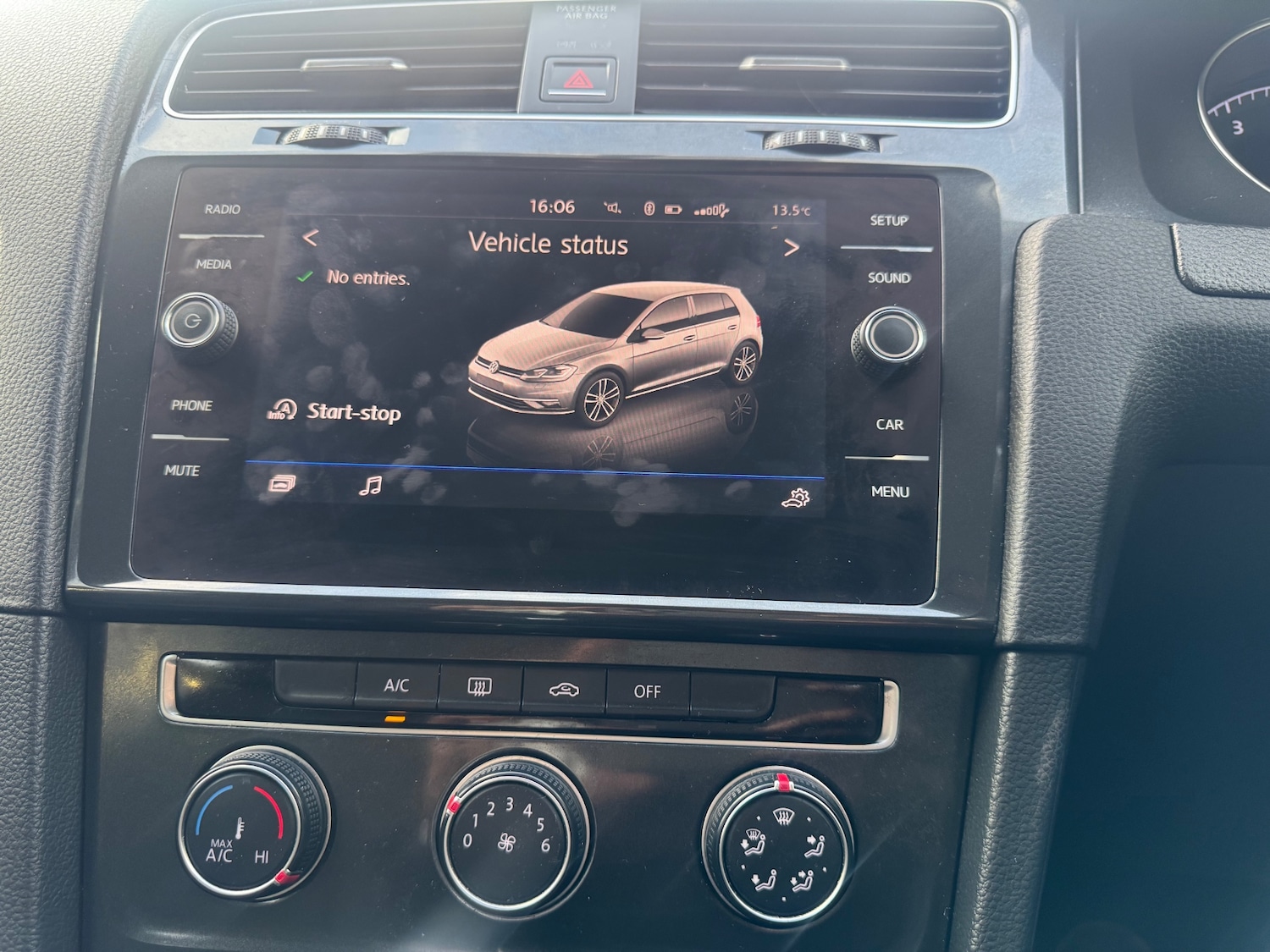 Used Volkswagen Golf 2018 for sale - 76174574: Photo 8