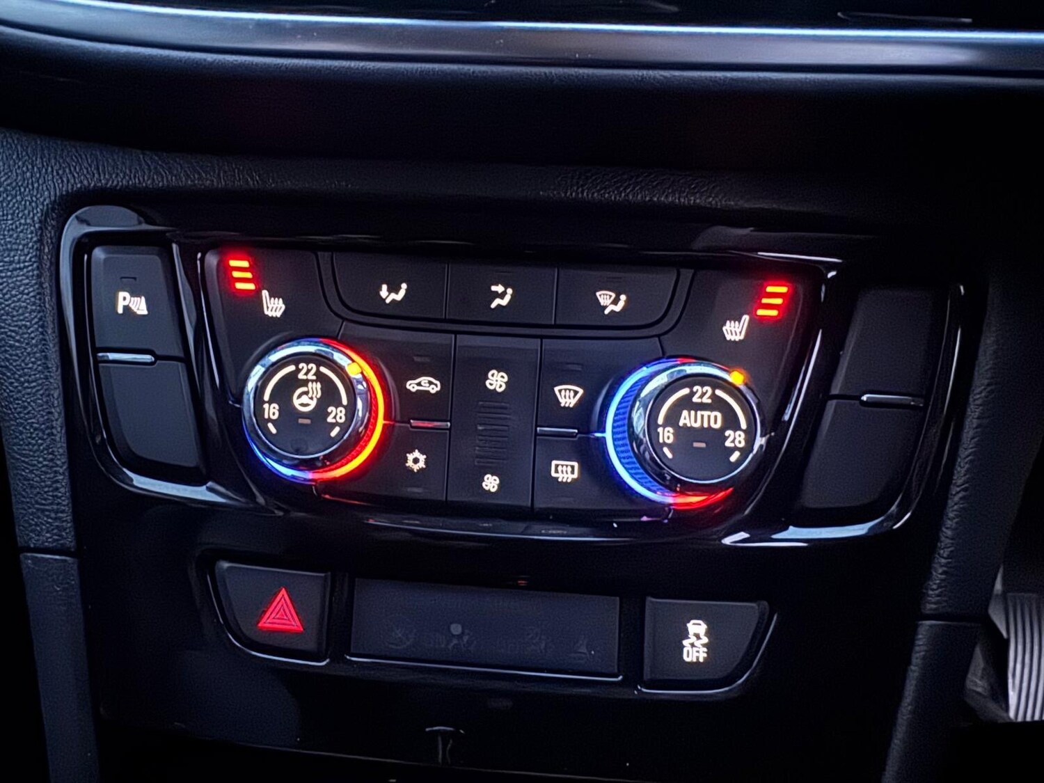 Used Vauxhall Mokka X 2017 for sale - 77830239: Photo 24