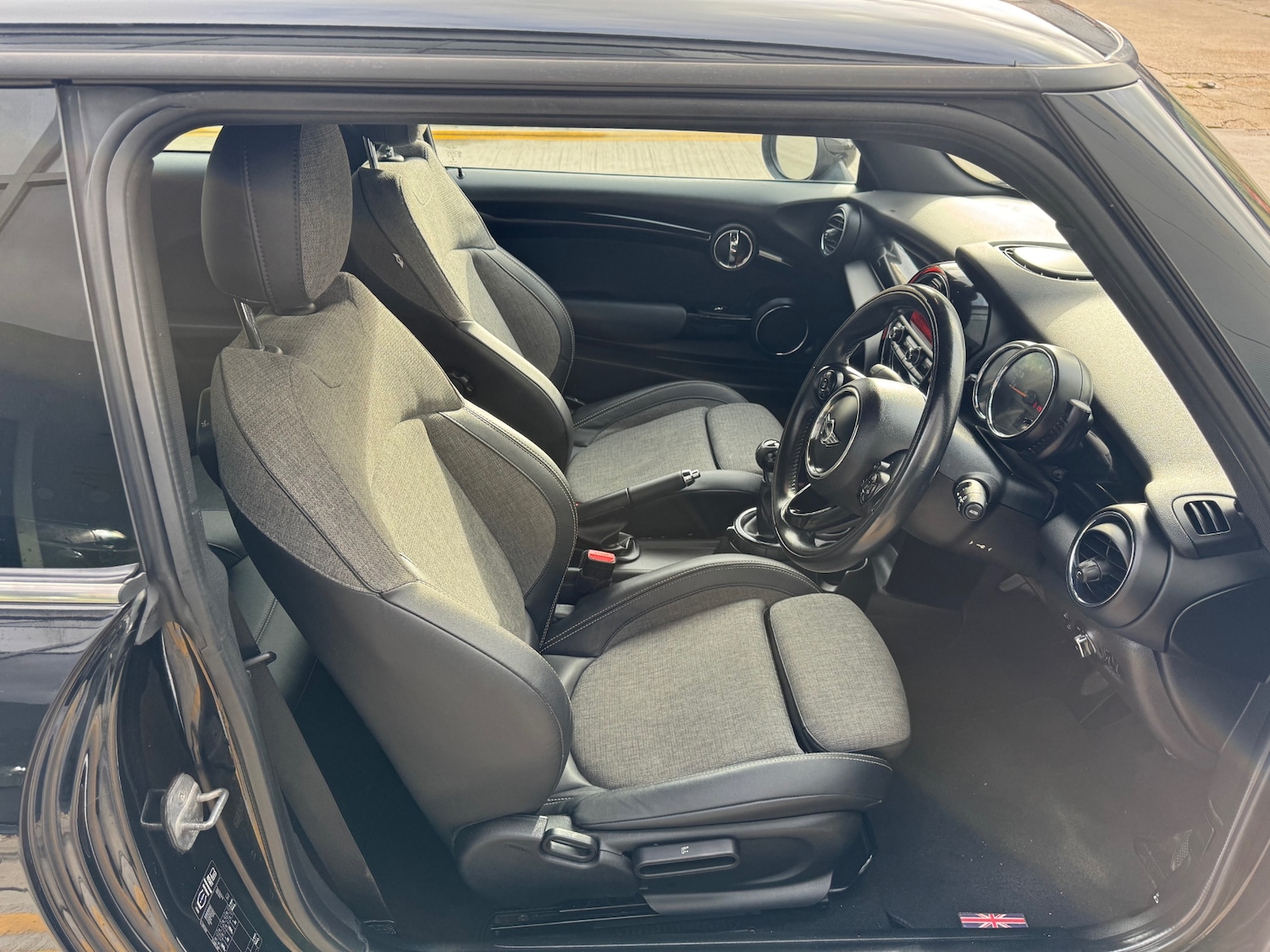 Used MINI Hatch 2014 for sale - 76453135: Photo 8