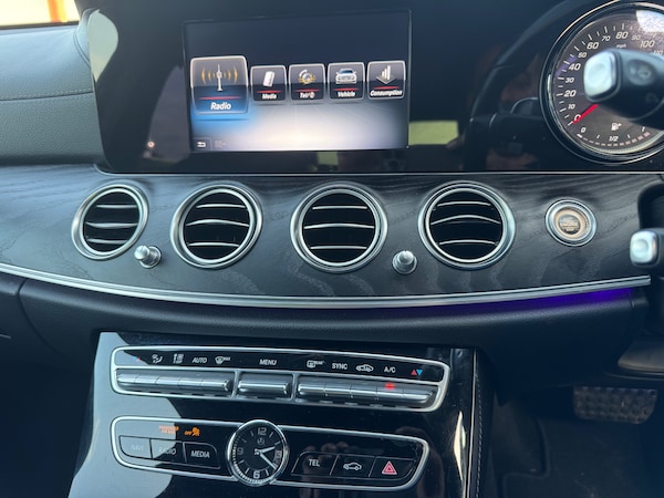 Used Mercedes-Benz E Class 2016 for sale - 75367309: Photo 28