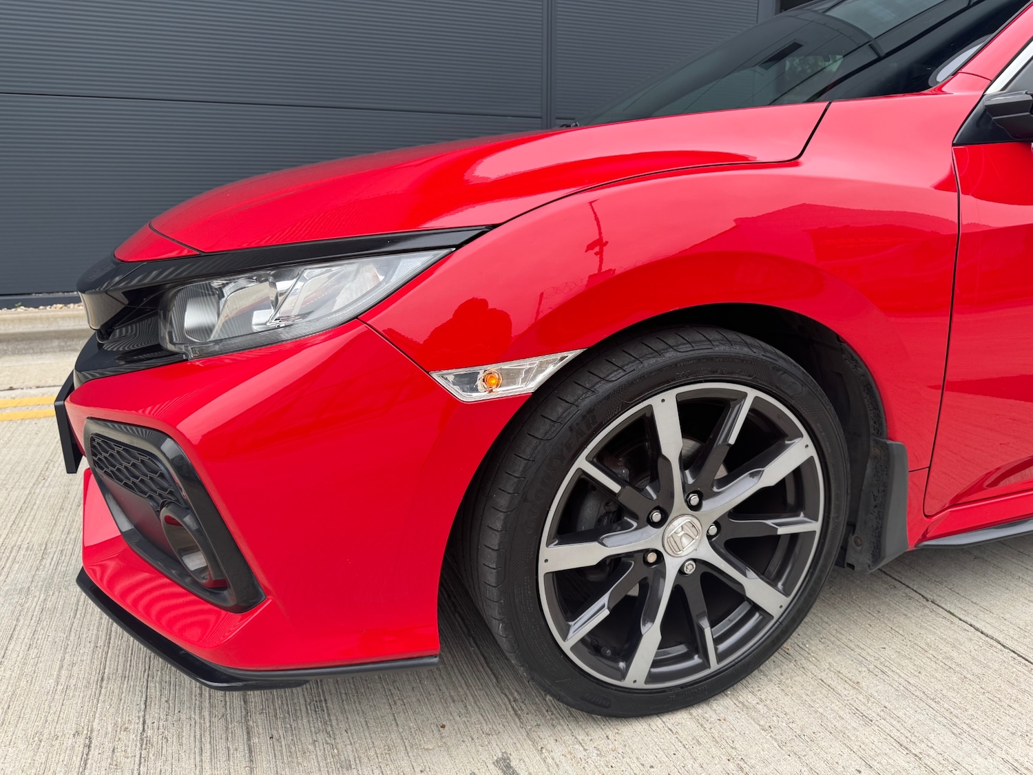 Used Honda Civic 2017 for sale - 76306083: Photo 12