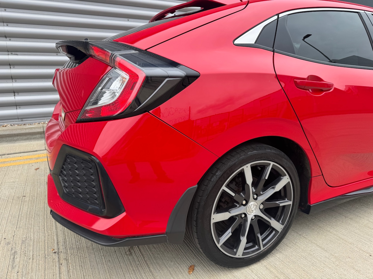 Used Honda Civic 2017 for sale - 76306083: Photo 15