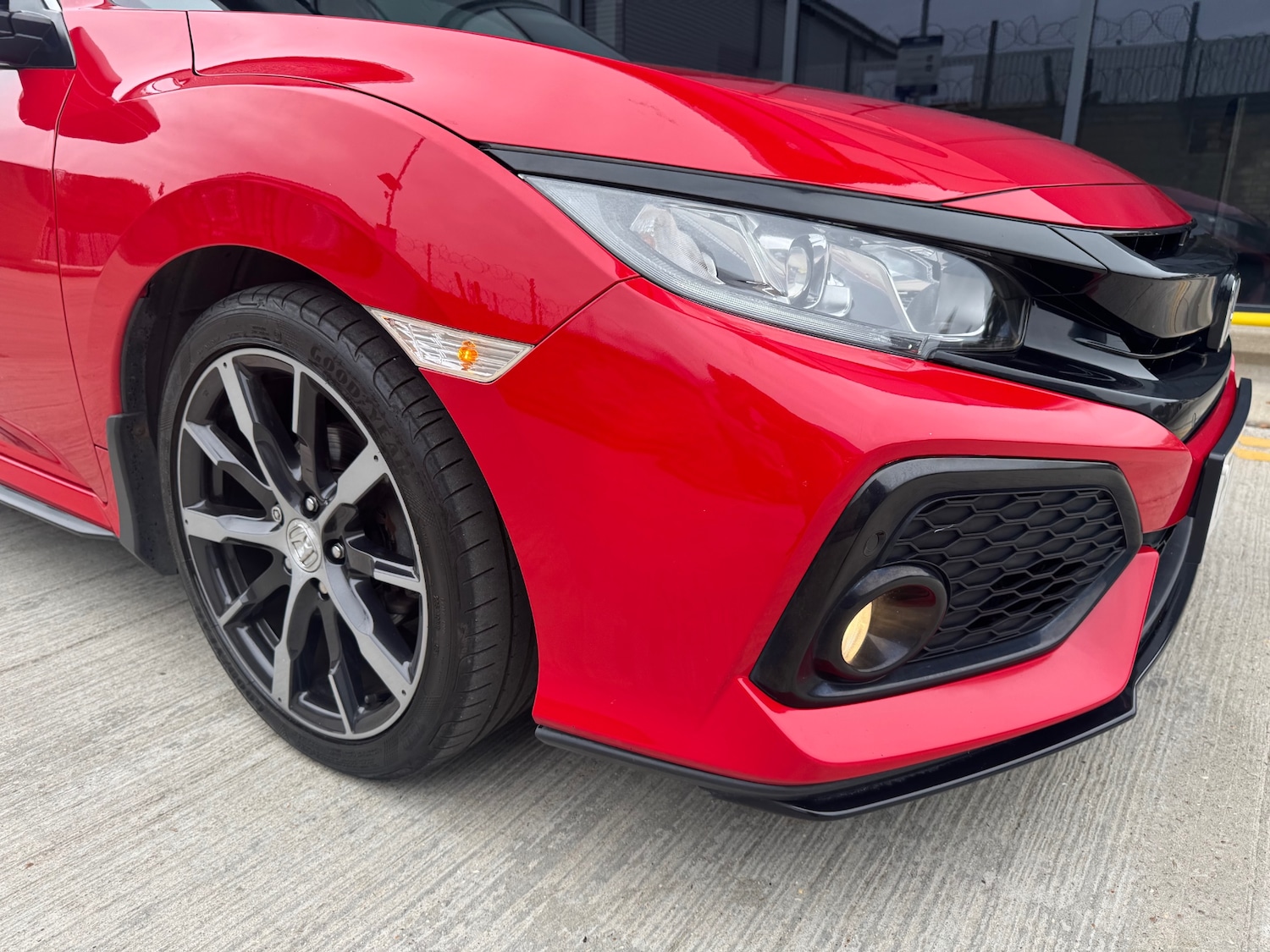 Used Honda Civic 2017 for sale - 76306083: Photo 16