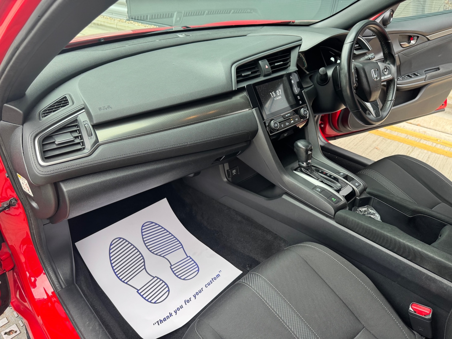 Used Honda Civic 2017 for sale - 76306083: Photo 6