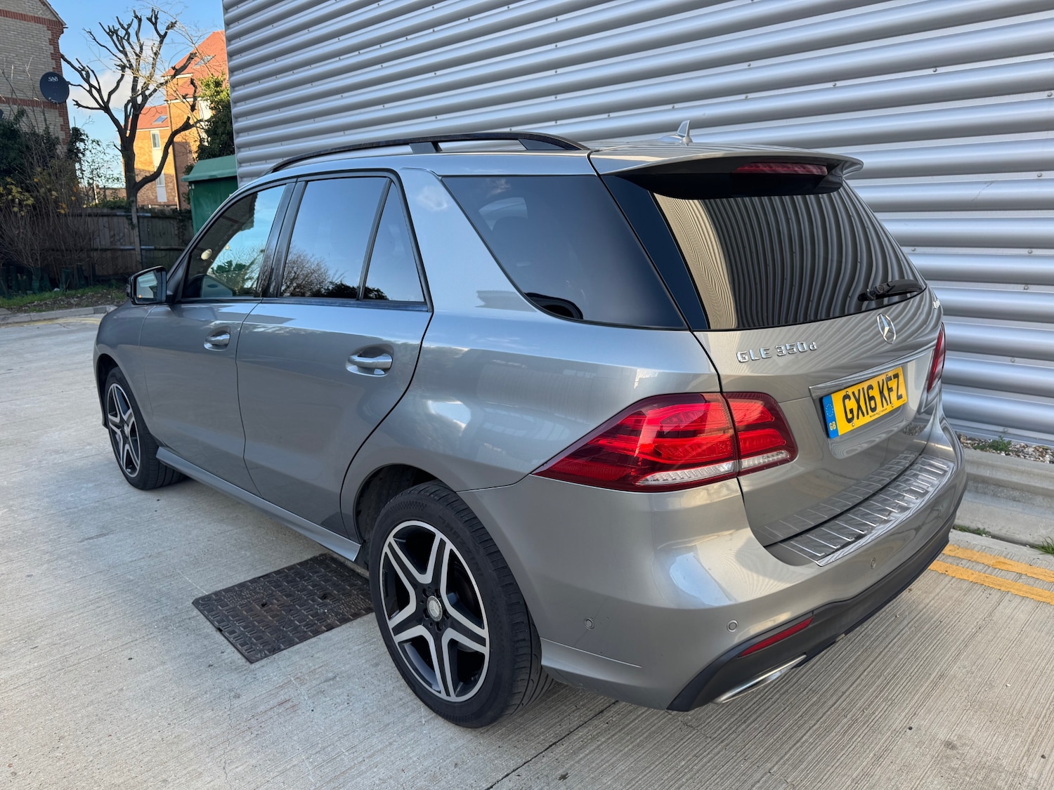 Used Mercedes-Benz GLE 2016 for sale - 76908210: Photo 3