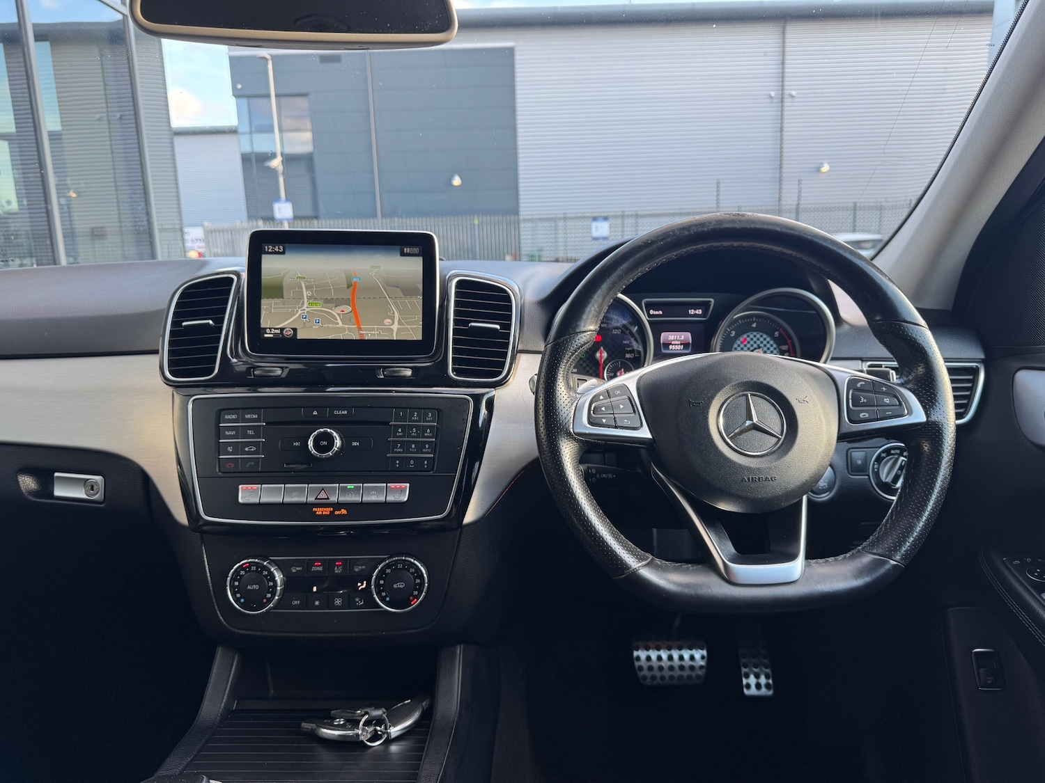 Used Mercedes-Benz GLE 2016 for sale - 76908210: Photo 9