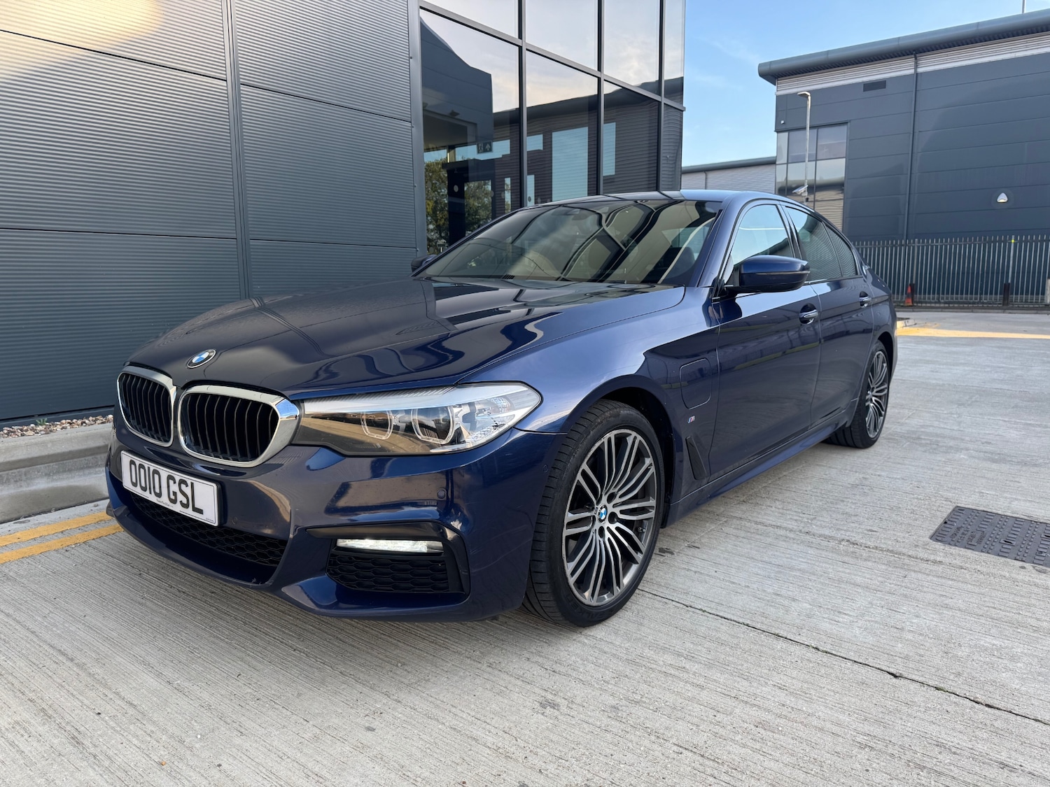 Used BMW 5 Series 2018 for sale - 76525795: Photo 2