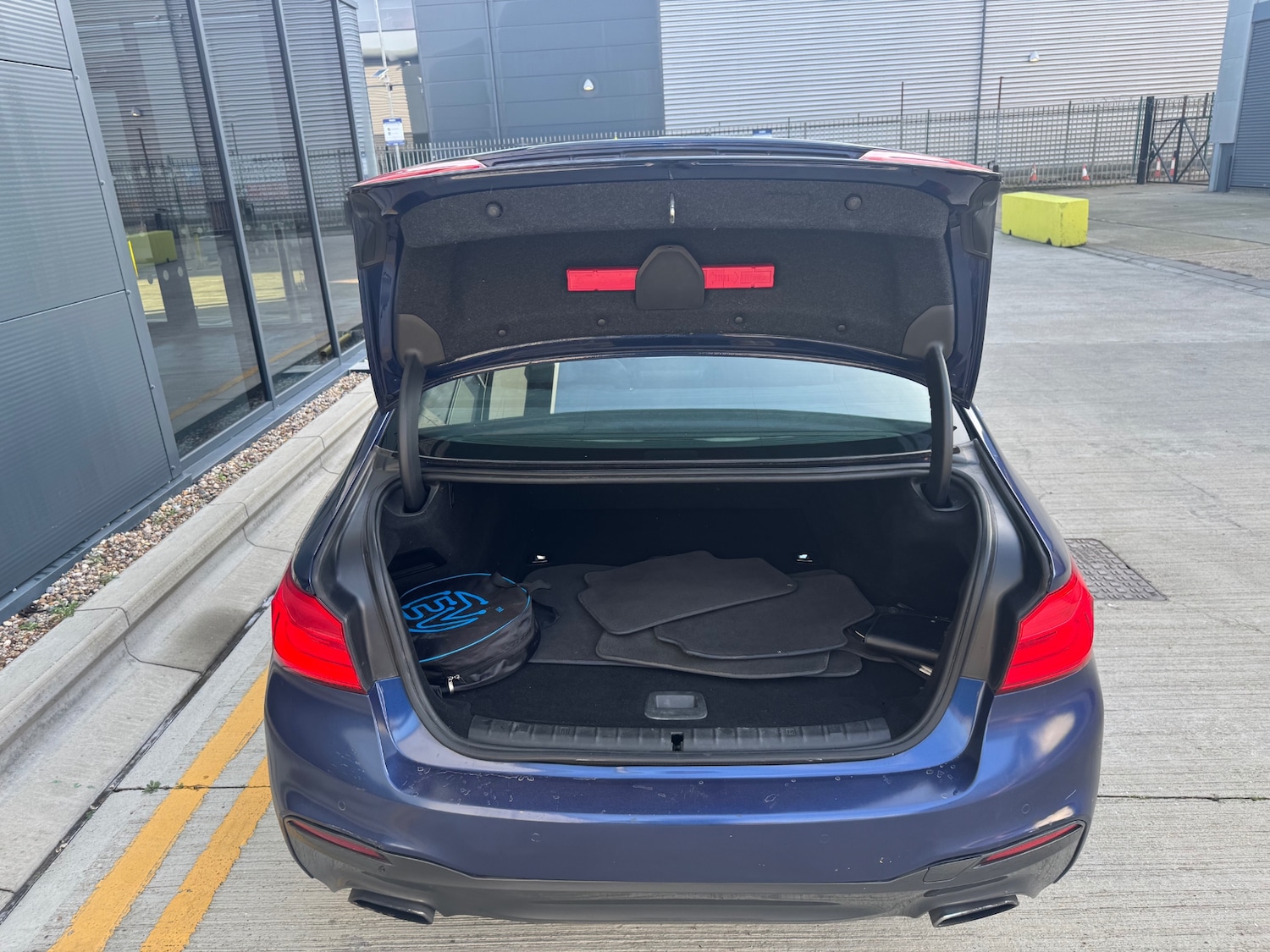 Used BMW 5 Series 2018 for sale - 76525795: Photo 35