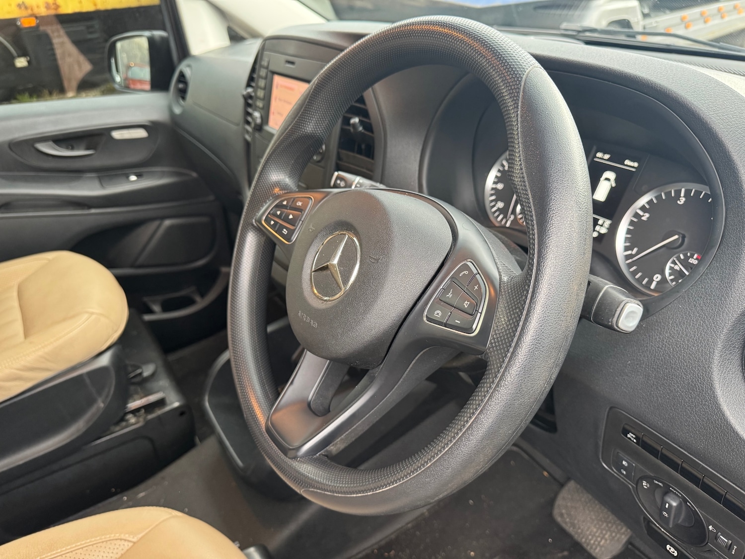 Used Mercedes-Benz Vito 2016 for sale - 76312502: Photo 13