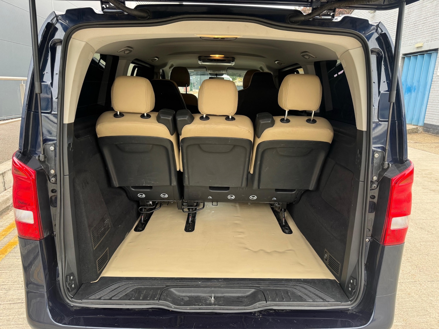 Used Mercedes-Benz Vito 2016 for sale - 76312502: Photo 8