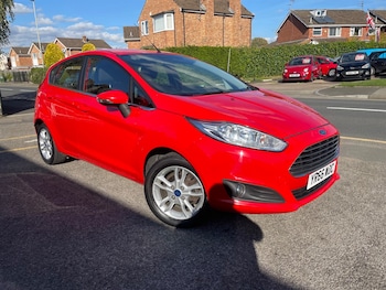 Used Ford Fiesta 2016 for sale - 76609790: Photo