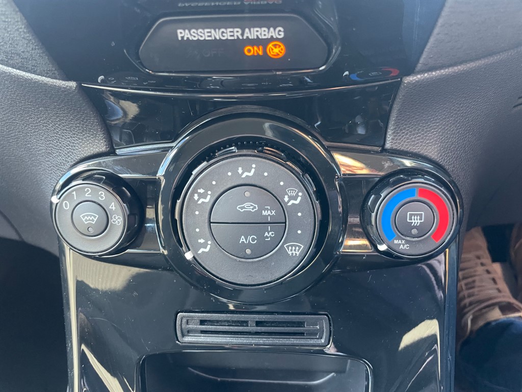 Used Ford Fiesta 2016 for sale - 76609790: Photo 23