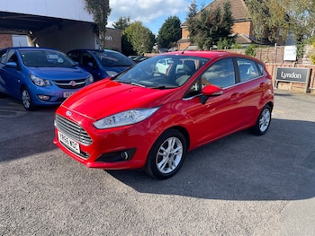 Used Ford Fiesta 2016 for sale - 76609790: Photo