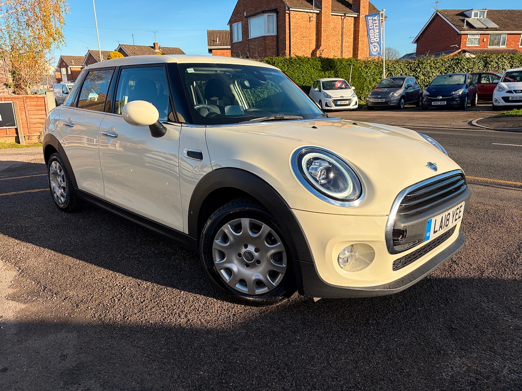 Used MINI Hatch 2018 for sale - 76652875: Photo 1
