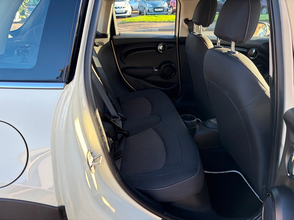 Used MINI Hatch 2018 for sale - 76652875: Photo 12