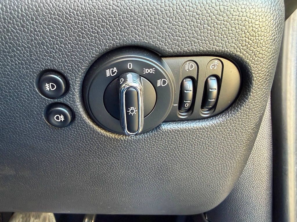 Used MINI Hatch 2018 for sale - 76652875: Photo 17