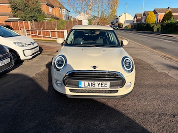 Used MINI Hatch 2018 for sale - 76652875: Photo