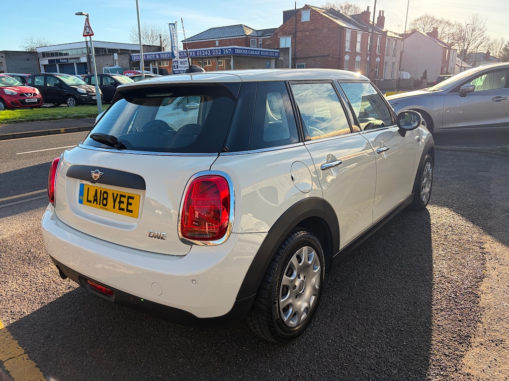 Used MINI Hatch 2018 for sale - 76652875: Photo 8