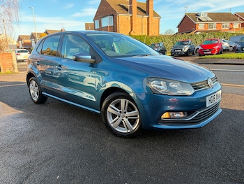Used Volkswagen Polo 2016 for sale - 77225450: Photo
