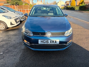 Used Volkswagen Polo 2016 for sale - 77225450: Photo