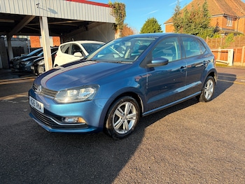 Used Volkswagen Polo 2016 for sale - 77225450: Photo
