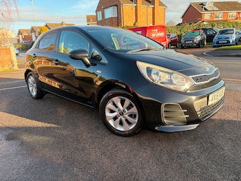 2015 - 1.25 SR7 Hatchback 5dr Petrol Manual Euro 6 (84 bhp)