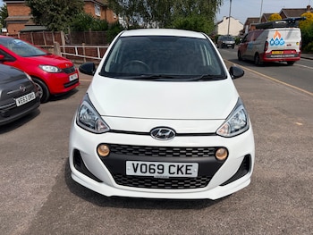 Used Hyundai i10 2019 for sale - 79232244: Photo