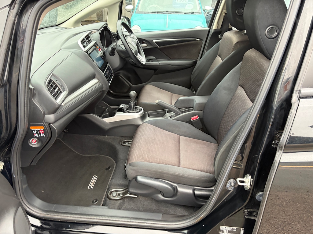 Used Honda Jazz 2016 for sale - 77918259: Photo 27