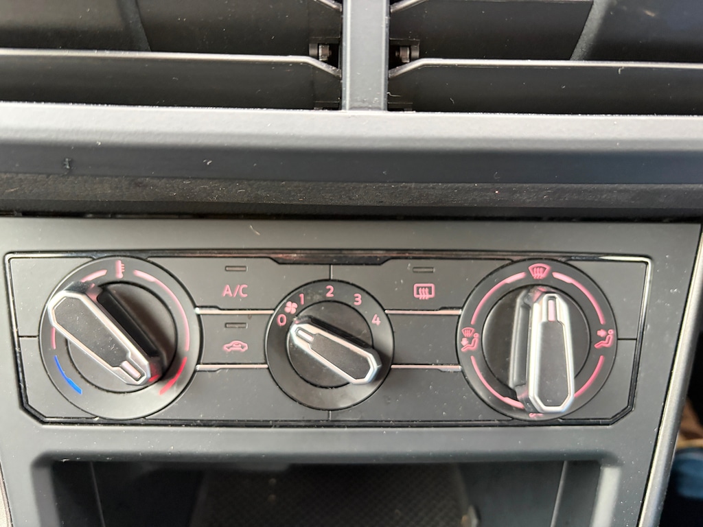 Used Volkswagen Polo 2019 for sale - 76609795: Photo 12