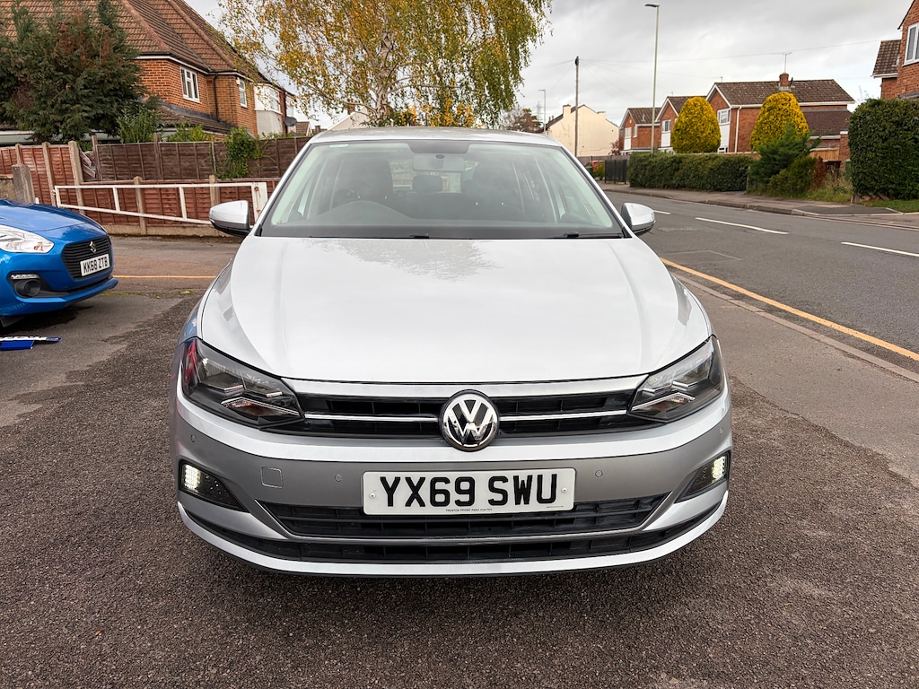 Used Volkswagen Polo 2019 for sale - 76609795: Photo 2