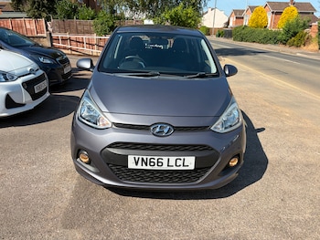 Used Hyundai i10 2016 for sale - 79491638: Photo