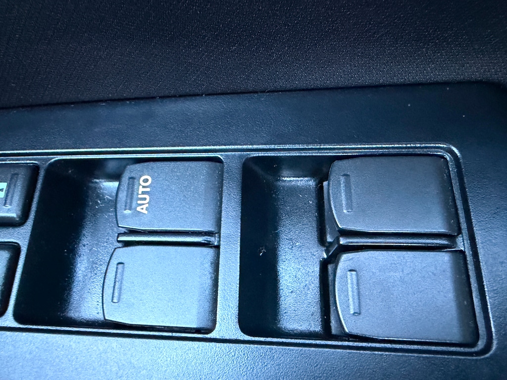 Used Suzuki Swift 2014 for sale - 77570309: Photo 15