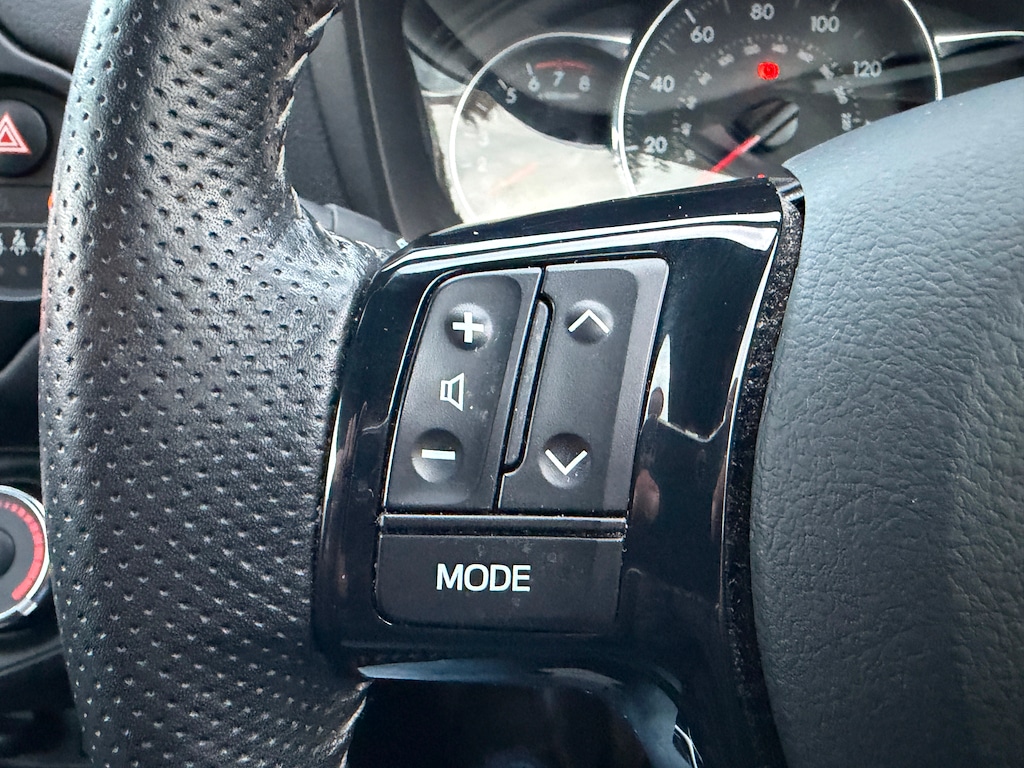 Used Toyota Yaris 2017 for sale - 76709736: Photo 17