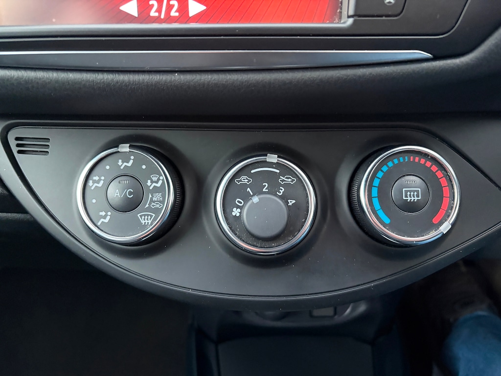 Used Toyota Yaris 2017 for sale - 76709736: Photo 18