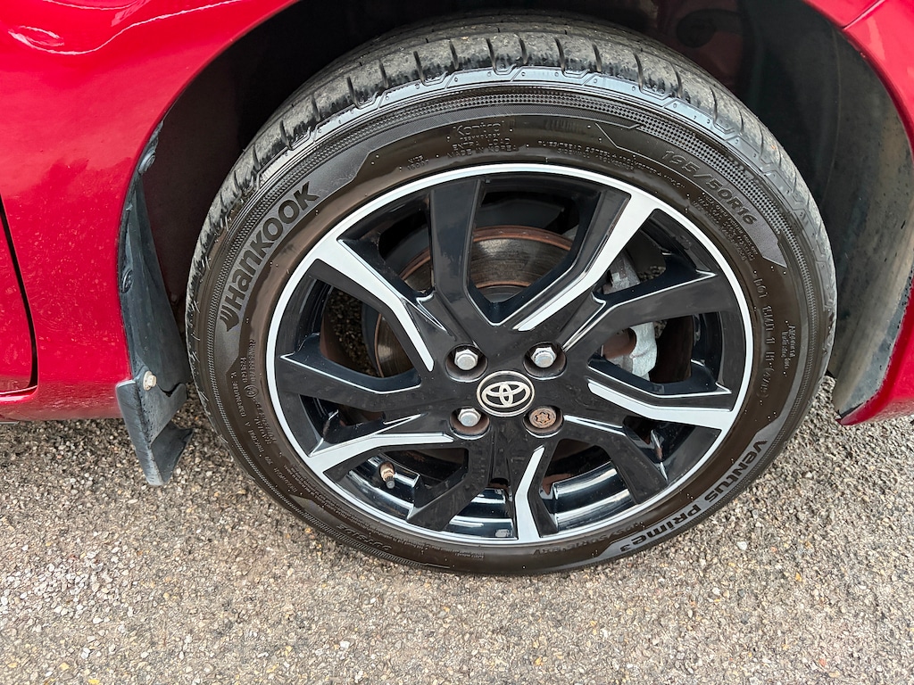 Used Toyota Yaris 2017 for sale - 76709736: Photo 19