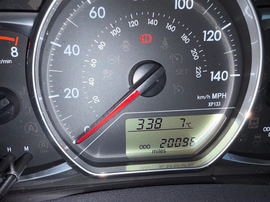 Used Toyota Yaris 2017 for sale - 76709736: Photo 22