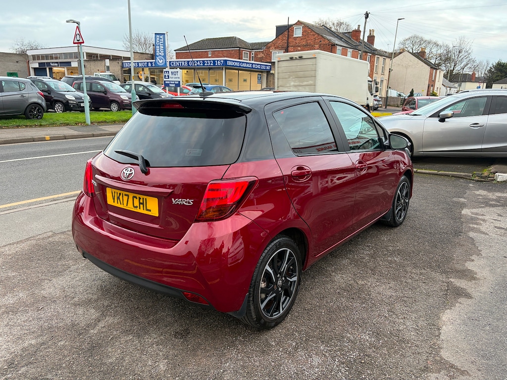 Used Toyota Yaris 2017 for sale - 76709736: Photo 8